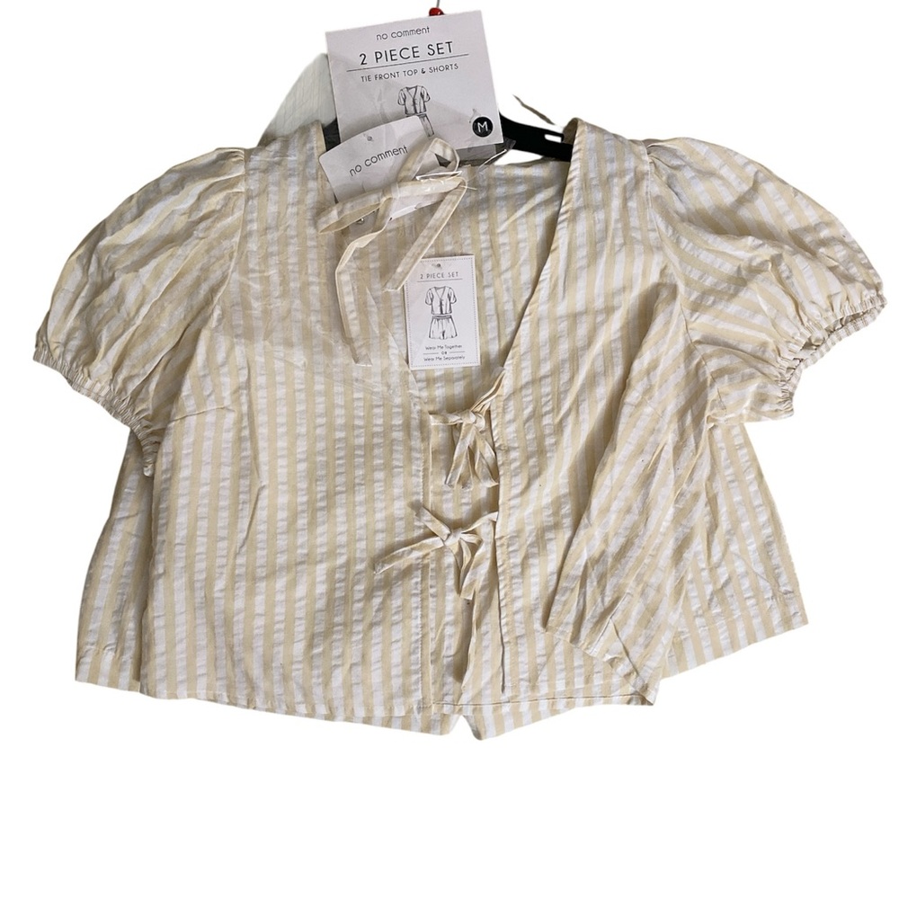 No Comment 3 Piece Set Tie Front Top & Shorts Striped Yellow Women’s Size M NWT